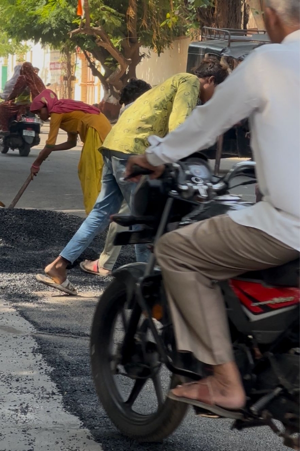 પોરબંદર શહેરના રસ્તાના પેચવર્કની કામગીરી આવી રીતે થશે? પોરબંદર શહેરના રસ્તાના પેચવર્કની કામગીરી આવી રીતે થશે?