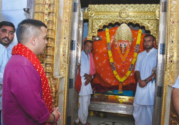 નાયબ મુખ્યમંત્રી હર્ષ સંઘવી નાયબ મુખ્યમંત્રી હર્ષ સંઘવી