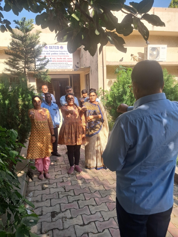 પોરબંદર જિલ્લાની વિવિધ વિભાગોની કચેરીઓમાં ગૂંજી ઉઠ્યું રાષ્ટ્રગીત. પોરબંદર જિલ્લાની વિવિધ વિભાગોની કચેરીઓમાં ગૂંજી ઉઠ્યું રાષ્ટ્રગીત.