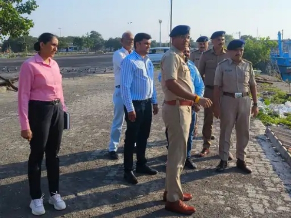 જામનગર પોલીસ જામનગર પોલીસ