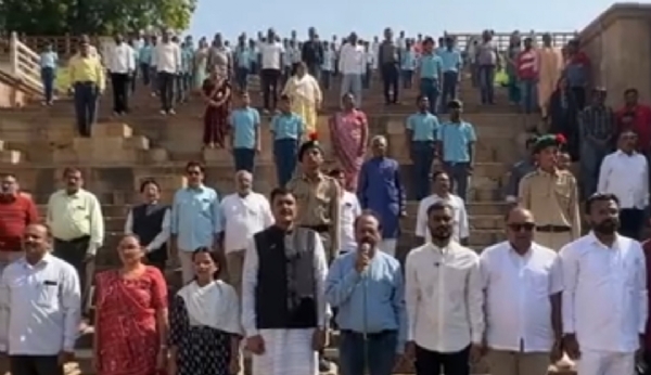 ‘વંદે માતરમ’ની 150મી વર્ષગાંઠે રાણકી વાવ ખાતે ભવ્ય ઉજવણી ‘વંદે માતરમ’ની 150મી વર્ષગાંઠે રાણકી વાવ ખાતે ભવ્ય ઉજવણી