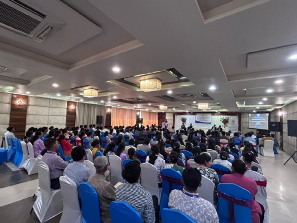 પોરબંદર ખાતે સૂક્ષ્મ, નાના અને મધ્યમ ઉદ્યોગો માટે ટાઉન હોલ બેઠકનું આયોજન કરાયું. પોરબંદર ખાતે સૂક્ષ્મ, નાના અને મધ્યમ ઉદ્યોગો માટે ટાઉન હોલ બેઠકનું આયોજન કરાયું.