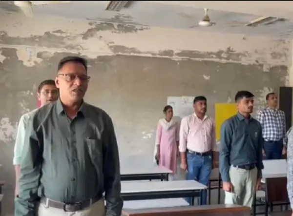 વંદે માતરમના 150 વર્ષ પૂર્ણ થવા નિમિત્તે હારીજ કૉલેજમાં દેશભક્તિ કાર્યક્રમ વંદે માતરમના 150 વર્ષ પૂર્ણ થવા નિમિત્તે હારીજ કૉલેજમાં દેશભક્તિ કાર્યક્રમ