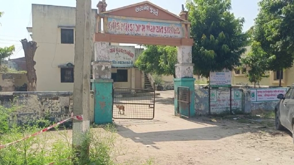 વિસનગરમાં સરકાર સાથે છેતરપિંડીનો ભાંડાફોડ — ખોટું આવક પ્રમાણપત્ર બનાવી 1 લાખની સહાય હડપ કરનાર સામે ગુનો નોંધાયો વિસનગરમાં સરકાર સાથે છેતરપિંડીનો ભાંડાફોડ — ખોટું આવક પ્રમાણપત્ર બનાવી 1 લાખની સહાય હડપ કરનાર સામે ગુનો નોંધાયો