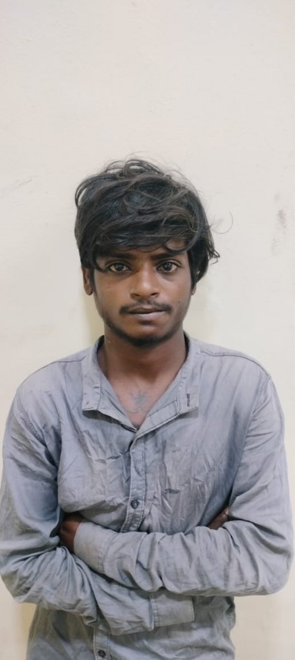 કમલાબાગ પોલીસ દ્વારા સ્કૂટર ચોરીના આરોપીને ઝડપી પાડ્યો. કમલાબાગ પોલીસ દ્વારા સ્કૂટર ચોરીના આરોપીને ઝડપી પાડ્યો.