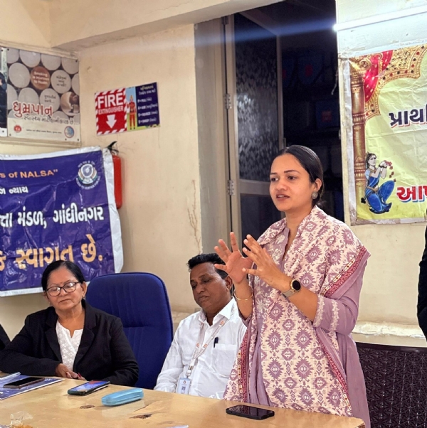 ગાંધીનગર ખાતે કાર્યક્રમ યોજાયો ગાંધીનગર ખાતે કાર્યક્રમ યોજાયો