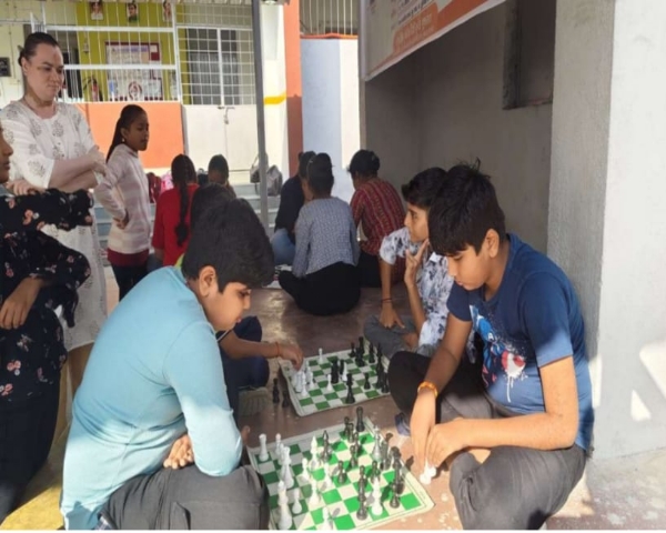 કુતિયાણા તાલુકા કક્ષાની ચેસ સ્પર્ધા માલ પ્રાથમિક શાળામાં યોજાઈ.