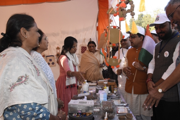 જૂનાગઢ ખાતે સ્વદેશી મેળોનું જૂનાગઢ ખાતે સ્વદેશી મેળોનું