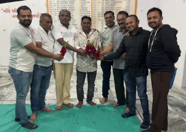 પાટણ ઝીણીપોળ યુથ ક્લબની નવી કારોબારી સર્વાનુમતે વરણી પાટણ ઝીણીપોળ યુથ ક્લબની નવી કારોબારી સર્વાનુમતે વરણી