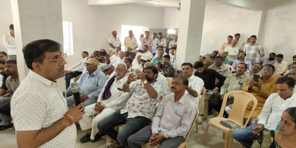 જૂનાગઢમાં મંત્રી પ્રદ્યુમન વાજાએ, બાબા સાહેબ આંબેડકર છાત્રાલયની મુલાકાત લીધી