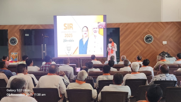 મતદાર યાદી સુધારણા અભિયાન અંતર્ગત ભાજપ દ્વારા કાર્યશાળા યોજાઈ. મતદાર યાદી સુધારણા અભિયાન અંતર્ગત ભાજપ દ્વારા કાર્યશાળા યોજાઈ.