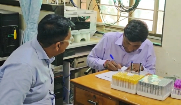 ભરૂચમાં મીડિયા કર્મીઓના આરોગ્ય માટે ‘ફીટ ઈન્ડિયા, ફીટ મીડિયા’ હેલ્થ સ્ક્રીનિંગ કેમ્પ યોજાયો ભરૂચમાં મીડિયા કર્મીઓના આરોગ્ય માટે ‘ફીટ ઈન્ડિયા, ફીટ મીડિયા’ હેલ્થ સ્ક્રીનિંગ કેમ્પ યોજાયો