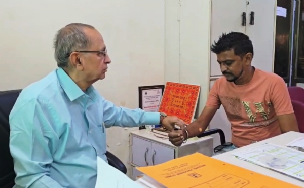 ભરૂચમાં મીડિયા કર્મીઓના આરોગ્ય માટે ‘ફીટ ઈન્ડિયા, ફીટ મીડિયા’ હેલ્થ સ્ક્રીનિંગ કેમ્પ યોજાયો ભરૂચમાં મીડિયા કર્મીઓના આરોગ્ય માટે ‘ફીટ ઈન્ડિયા, ફીટ મીડિયા’ હેલ્થ સ્ક્રીનિંગ કેમ્પ યોજાયો