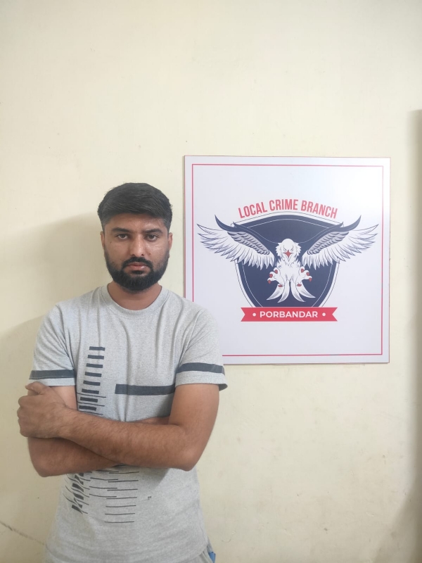 વ્યાજખોરીમાં પકડાયેલા આરોપીને પાસા હેઠળ વડોદરા જેલ હવાલે કરાયો.