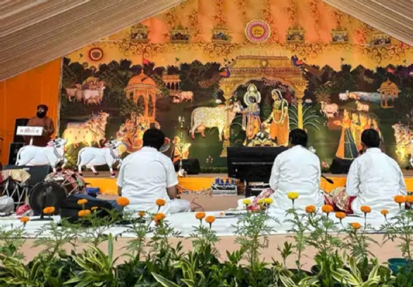 પાટણના અનાવાડામાં વૈદિક સરસ્વતી નદીના કિનારે હરિઓમ ગૌ શાળામાં શ્રીમદ્ ભાગવત કથાનો ભવ્ય આરંભ