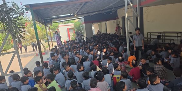 ભાવનગર, અમરેલી, ગીર સોમનાથ અને જુનાગઢ જિલ્લાની નગરપાલિકાઓમાં કૂતરાં કરડવા સામે શાળાઓમાં જાગૃતિ કાર્યક્રમો યોજાયા