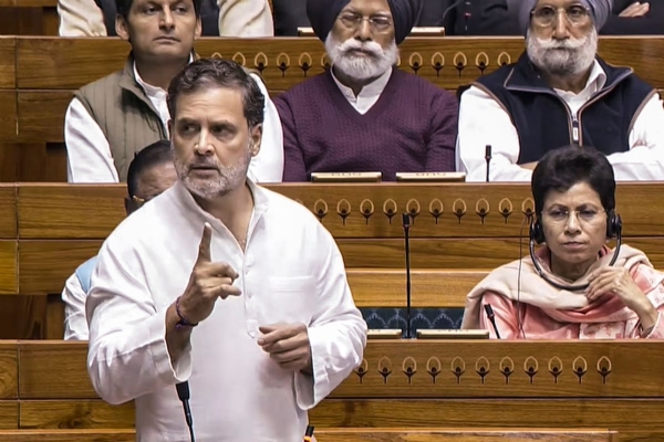 લોકસભામાં વિરોધ પક્ષના નેતા રાહુલ ગાંધી લોકસભામાં વિરોધ પક્ષના નેતા રાહુલ ગાંધી