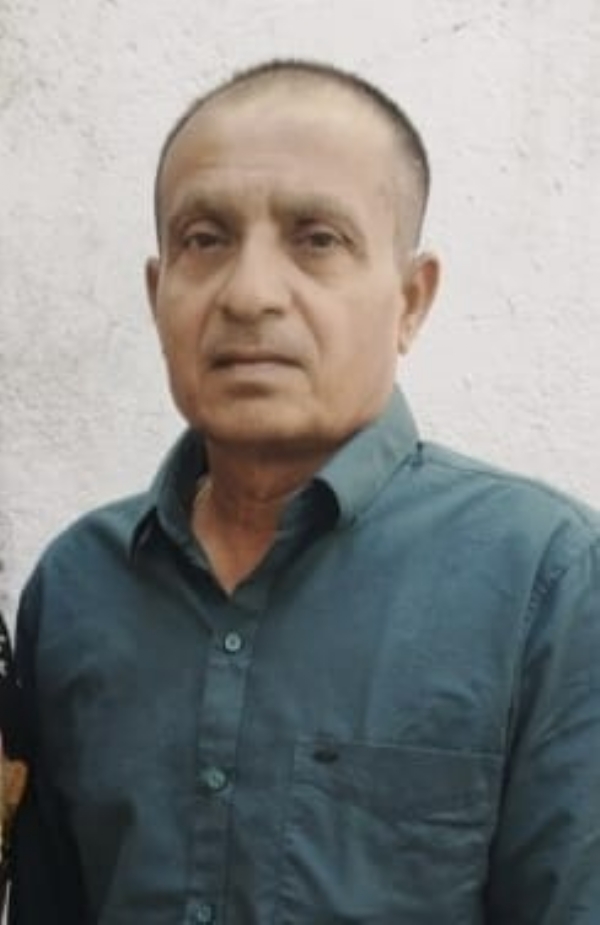 પોરબંદરમાં ફાયર સેફટીનો બાટલો ફાટતા એક નું મોત. પોરબંદરમાં ફાયર સેફટીનો બાટલો ફાટતા એક નું મોત.