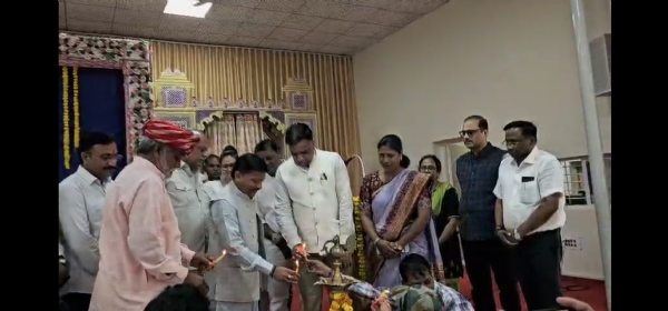 પશુપાલન વિભાગ ગુજરાત રાજ્ય અને ગોધરા, પંચમહાલ અને ઘોઘમ્બા પશુપાલન વિભાગ દ્વારા જિલ્લા કક્ષા ની પશુપાલન શિક્ષણ શિબિર નું આયોજન ઘોઘમ્બા ના શ્રી સ્વામિનારાયણ મંદિર ખાતે કરવા મા આવ્યું પશુપાલન વિભાગ ગુજરાત રાજ્ય અને ગોધરા, પંચમહાલ અને ઘોઘમ્બા પશુપાલન વિભાગ દ્વારા જિલ્લા કક્ષા ની પશુપાલન શિક્ષણ શિબિર નું આયોજન ઘોઘમ્બા ના શ્રી સ્વામિનારાયણ મંદિર ખાતે કરવા મા આવ્યું