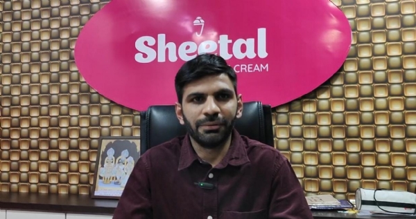 એક દુકાનથી શરૂ થયેલી ‘શીતલ’ આજે વૈશ્વિક મંચ પર: 350 કરોડના ટર્નઓવર સાથે અમરેલીની પ્રથમ સૌથી મોટી નિકાસકર્તા કંપની એક દુકાનથી શરૂ થયેલી ‘શીતલ’ આજે વૈશ્વિક મંચ પર: 350 કરોડના ટર્નઓવર સાથે અમરેલીની પ્રથમ સૌથી મોટી નિકાસકર્તા કંપની