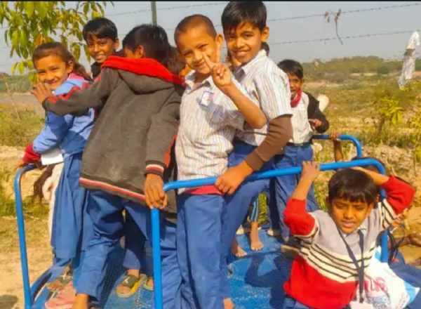 બોમ્બે મેટલ પ્રાથમિક શાળાએ તાજેતરમાં બાલમંદિર અને ધોરણ ૧ થી ૮ના વિદ્યાર્થીઓ માટે એક દિવસીય પિકનિકનું આયોજન બોમ્બે મેટલ પ્રાથમિક શાળાએ તાજેતરમાં બાલમંદિર અને ધોરણ ૧ થી ૮ના વિદ્યાર્થીઓ માટે એક દિવસીય પિકનિકનું આયોજન