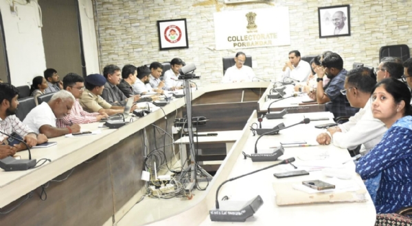 19 અને 20 ડિસેમ્બરના રોજ પોરબંદરમાં જિલ્લા સ્તરીય વાઇબ્રન્ટ ગુજરાત રીજનલ કોન્ફરન્સના કાર્યક્રમો યોજાશે. 19 અને 20 ડિસેમ્બરના રોજ પોરબંદરમાં જિલ્લા સ્તરીય વાઇબ્રન્ટ ગુજરાત રીજનલ કોન્ફરન્સના કાર્યક્રમો યોજાશે.