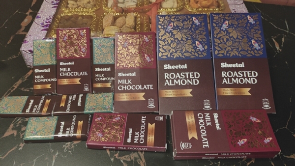 રૂપિયા 500 થી 4,000 સુધીના મેરેજ બોક્સ, દરેક બજેટ માટે ખાસ પેકિંગ રૂપિયા 500 થી 4,000 સુધીના મેરેજ બોક્સ, દરેક બજેટ માટે ખાસ પેકિંગ