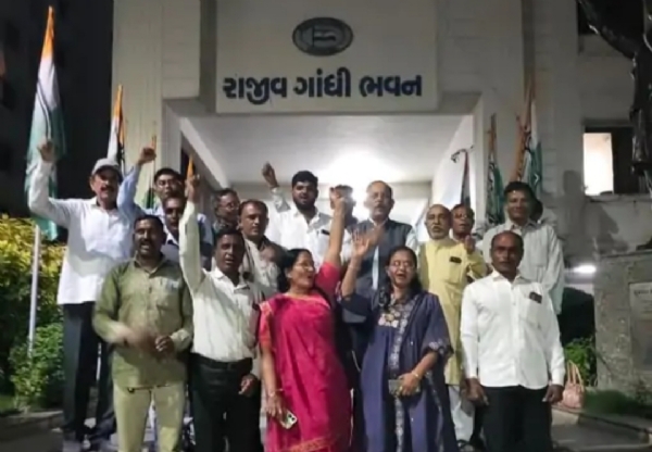 પાટણ કોંગ્રેસમાં નવા  ચેરમેનની નિમણૂક સામે સ્થાનિક કોંગ્રેસ કાર્યકરો અને  દલિત આગેવાનોનો ઉગ્ર વિરોધ