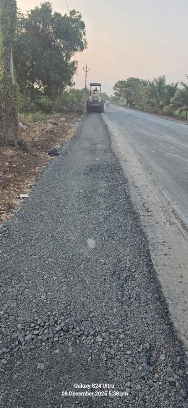 રસ્તો પહોળો કરવાની કામગીરી રસ્તો પહોળો કરવાની કામગીરી