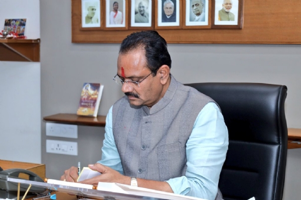 ફાઈલ ફોટો મંત્રી જીતુભાઈ વાઘાણી ફાઈલ ફોટો મંત્રી જીતુભાઈ વાઘાણી