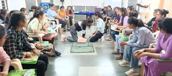 અમરેલી જિલ્લાના સ્વયંસેવકોને આપવામાં આવી ‘યુવા આપદા મિત્ર’ આપત્તિ વ્યવસ્થાપન તાલીમ અમરેલી જિલ્લાના સ્વયંસેવકોને આપવામાં આવી ‘યુવા આપદા મિત્ર’ આપત્તિ વ્યવસ્થાપન તાલીમ