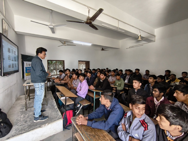 જિલ્લા લોકવિજ્ઞાન કેન્દ્ર મહેસાણામાં “ઊર્જા મિત્ર–હોમ મોબાઈલ વાન પ્રદર્શન” અને ઊર્જા સંરક્ષણ જાગૃતતા સેમિનાર યોજાયો જિલ્લા લોકવિજ્ઞાન કેન્દ્ર મહેસાણામાં “ઊર્જા મિત્ર–હોમ મોબાઈલ વાન પ્રદર્શન” અને ઊર્જા સંરક્ષણ જાગૃતતા સેમિનાર યોજાયો