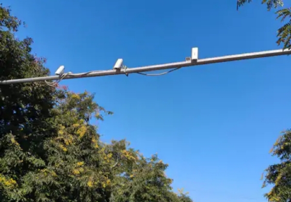 પોરાણા સ્ટેશન નજીક હાઈવે પરના સીસીટીવી કેમેરા નિષ્ક્રિય પોરાણા સ્ટેશન નજીક હાઈવે પરના સીસીટીવી કેમેરા નિષ્ક્રિય