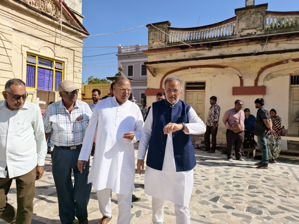 પોરબંદર પ્રવાસે આવતા વિદ્યાર્થીઓ માટે શિયાળ અને મોદી પરિવારનો અનોખો સેવાયજ્ઞ. પોરબંદર પ્રવાસે આવતા વિદ્યાર્થીઓ માટે શિયાળ અને મોદી પરિવારનો અનોખો સેવાયજ્ઞ.