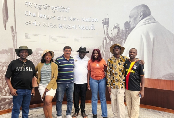 યુગાન્ડાના એગ્રીકલ્ચર મિનિસ્ટ્રીના હોદ્દેદારોએ નેત્રંગ તાલુકાના ખેડૂતોની મુલાકાત કરી યુગાન્ડાના એગ્રીકલ્ચર મિનિસ્ટ્રીના હોદ્દેદારોએ નેત્રંગ તાલુકાના ખેડૂતોની મુલાકાત કરી