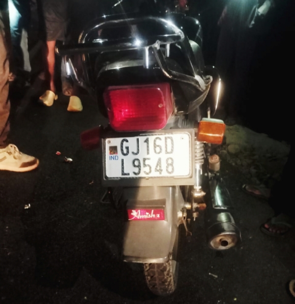 જાંબુડા ગામે અજાણ્યા વાહનની ટક્કર મોટરસાયકલને લાગતા 2 યુવકના મૃત્યુ જાંબુડા ગામે અજાણ્યા વાહનની ટક્કર મોટરસાયકલને લાગતા 2 યુવકના મૃત્યુ