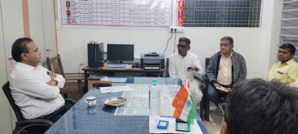 જિલ્લા કલેક્ટરે મોજે દેલપુરા (ખાંટ), તા. બેચરાજીમાં ગામ રેકોર્ડની ચકાસણી કરી ગ્રામજનો સાથે સંવાદ કર્યો જિલ્લા કલેક્ટરે મોજે દેલપુરા (ખાંટ), તા. બેચરાજીમાં ગામ રેકોર્ડની ચકાસણી કરી ગ્રામજનો સાથે સંવાદ કર્યો