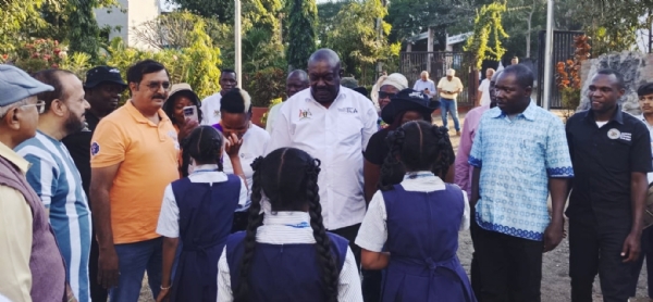 યુગાન્ડાના એગ્રીકલ્ચર મિનિસ્ટ્રીના હોદ્દેદારોએ નેત્રંગ તાલુકાના ખેડૂતોની મુલાકાત કરી યુગાન્ડાના એગ્રીકલ્ચર મિનિસ્ટ્રીના હોદ્દેદારોએ નેત્રંગ તાલુકાના ખેડૂતોની મુલાકાત કરી