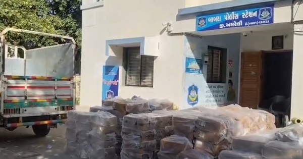 અમરેલી જિલ્લામાં SMCની મોટી કાર્યવાહી: બાબરા તાલુકાના ગળકોટડી ગામેથી વિદેશી દારૂનો વિશાળ જથ્થો ઝડપાયો અમરેલી જિલ્લામાં SMCની મોટી કાર્યવાહી: બાબરા તાલુકાના ગળકોટડી ગામેથી વિદેશી દારૂનો વિશાળ જથ્થો ઝડપાયો