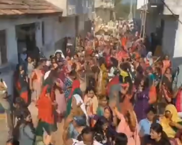 સરસ્વતી તાલુકાના ધનાસરા ગામે એક ભવ્ય વાડીનું શુભ ઉદ્ઘાટન કરવામાં આવ્યું સરસ્વતી તાલુકાના ધનાસરા ગામે એક ભવ્ય વાડીનું શુભ ઉદ્ઘાટન કરવામાં આવ્યું