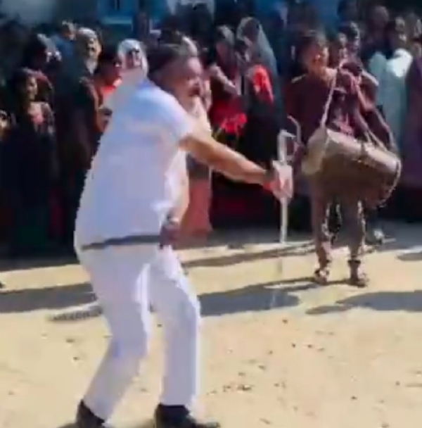 સરસ્વતી તાલુકાના ધનાસરા ગામે એક ભવ્ય વાડીનું શુભ ઉદ્ઘાટન કરવામાં આવ્યું સરસ્વતી તાલુકાના ધનાસરા ગામે એક ભવ્ય વાડીનું શુભ ઉદ્ઘાટન કરવામાં આવ્યું