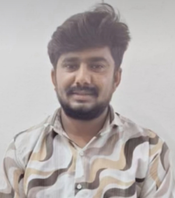 પાટણમાં પ્રતિબંધિત સ્મોકિંગ સામગ્રી વેચતા ત્રણ ઝડપાયા