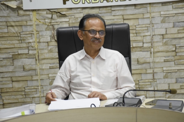 પોરબંદર જિલ્લા કલેક્ટરના અધ્યક્ષસ્થાને આરોગ્ય વિભાગની ગર્વનીગ બોડી કમિટીની બેઠક યોજાઈ. પોરબંદર જિલ્લા કલેક્ટરના અધ્યક્ષસ્થાને આરોગ્ય વિભાગની ગર્વનીગ બોડી કમિટીની બેઠક યોજાઈ.