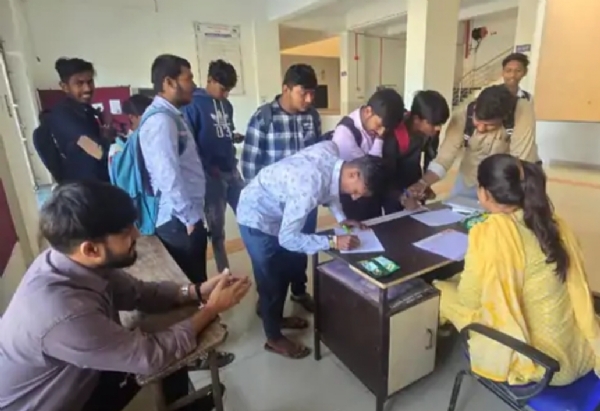 ચાણસ્મા તાલુકાના ધરમોડા ITI ખાતે રોજગાર ભરતી મેળો આયોજન કરવામાં આવ્યું ચાણસ્મા તાલુકાના ધરમોડા ITI ખાતે રોજગાર ભરતી મેળો આયોજન કરવામાં આવ્યું