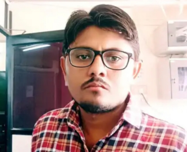 સમી નજીક ગુજરવાડા પાસે કારની અડફેટે બાઇક ચાલકનું મોત સમી નજીક ગુજરવાડા પાસે કારની અડફેટે બાઇક ચાલકનું મોત