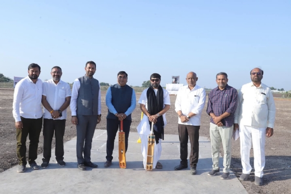 તથાસ્તુ વિદ્યાપીઠ, ટોડા ખાતે જીગ્નેશદાદાના પાવન સાનિધ્યમાં આયોજિત ક્રિકેટ ટુર્નામેન્ટમાં મંત્રી કૌશિકભાઈ વેકરીયા સહિત મહાનુભાવો ઉપસ્થિત