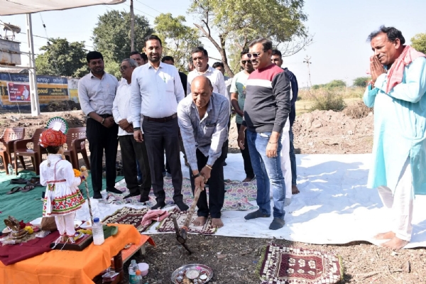 નાના ગોખરવાળામાં રૂ. ૨૦ લાખના ખર્ચે ગ્રામ સચિવાલયના નવનિર્માણનું ખાતમુહૂર્ત, ગ્રામ્ય વિકાસને નવી ગતિ – રાજ્યમંત્રી કૌશિકભાઈ વેકરીયા નાના ગોખરવાળામાં રૂ. ૨૦ લાખના ખર્ચે ગ્રામ સચિવાલયના નવનિર્માણનું ખાતમુહૂર્ત, ગ્રામ્ય વિકાસને નવી ગતિ – રાજ્યમંત્રી કૌશિકભાઈ વેકરીયા