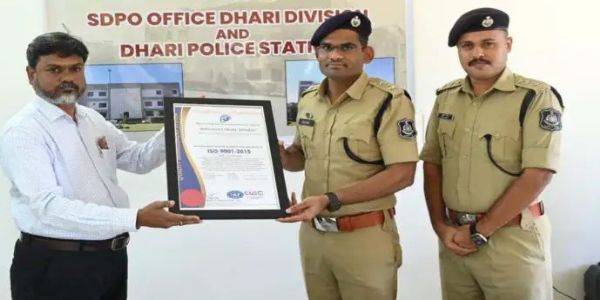 ધારી પોલીસ સ્ટેશન બન્યું આદર્શ, ISO 9001:2015 પ્રમાણપત્રથી અમરેલી પોલીસને ગૌરવ