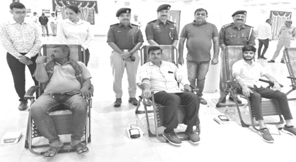 બ્લડ ડોનેશન કેમ્પ