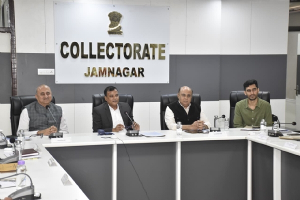 પ્રભારી સચિવની બેઠક પ્રભારી સચિવની બેઠક